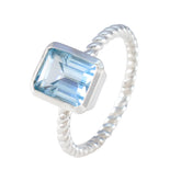 Addison Glamorous Blue Solitaire Ring